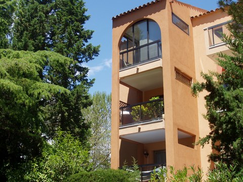 Balcony 2d floor-balcon 2ième étage